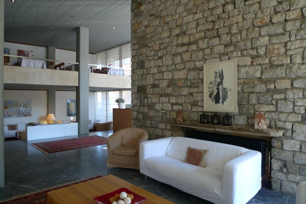 Dioscouri Hotel Sparta Ngoại thất bức ảnh