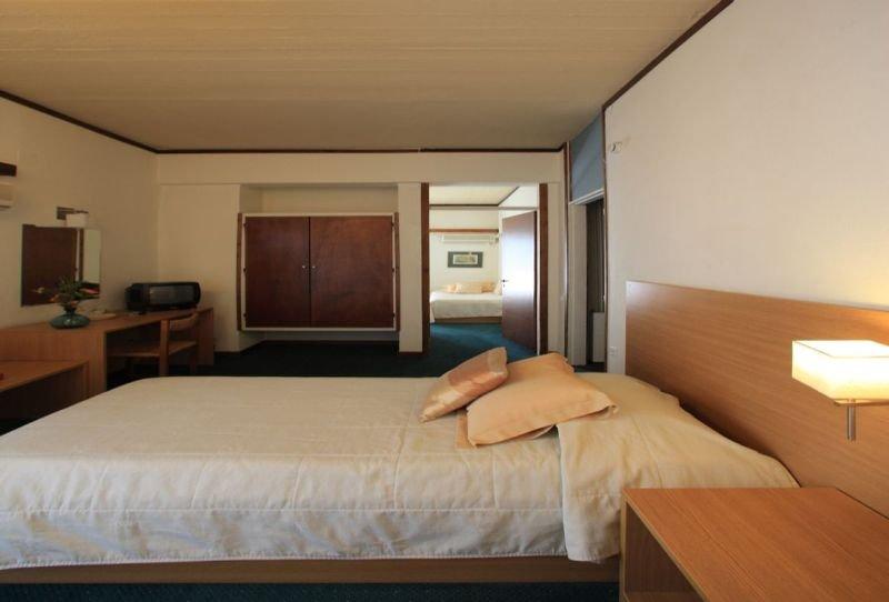 Dioscouri Hotel Sparta Ngoại thất bức ảnh